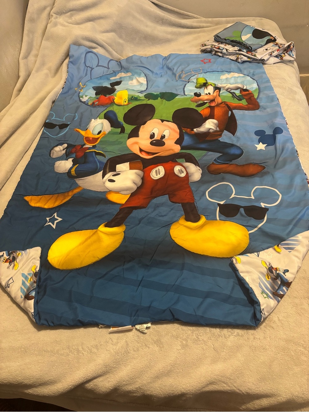 Disney Mickey Mouse & Friends Blue Yellow Kids Duvet Cover complete 4-set